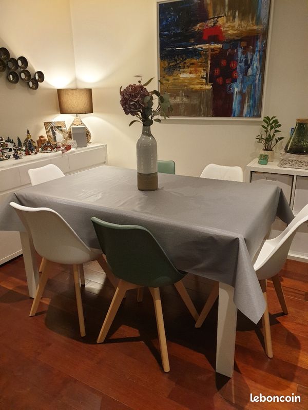 Table blanc laqué avec rallonge (image 1)