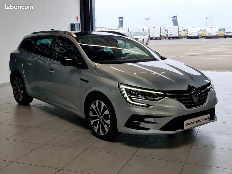 Renault Megane Estate 1.5 Blue dCi 115ch Techno EDC -23 (image 3)
