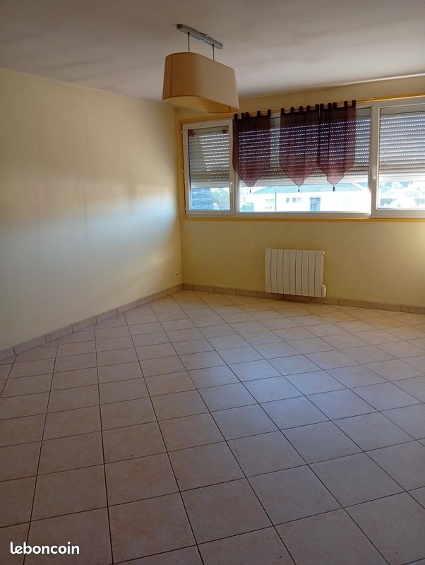 Appartement 3 pièces 70 m² · à Saint-Ouen-de-Thouberville · 70 m² · 600 €/mois