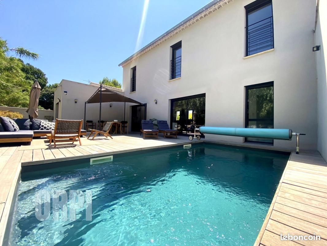 Maison 6 pièces 157 m² · à Carpentras · 157 m² · 530 000 €