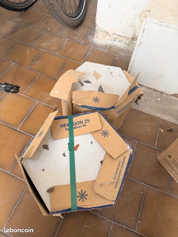 Carrelage effet Terrazzo hexagonal (image 1)