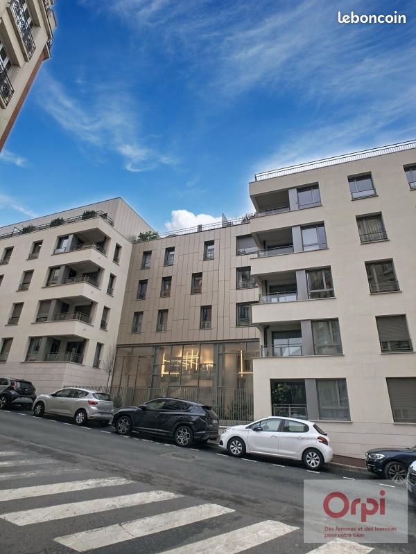 Appartement 4 pièces 93 m² · à Issy-les-Moulineaux · 93 m² · 895 000 €