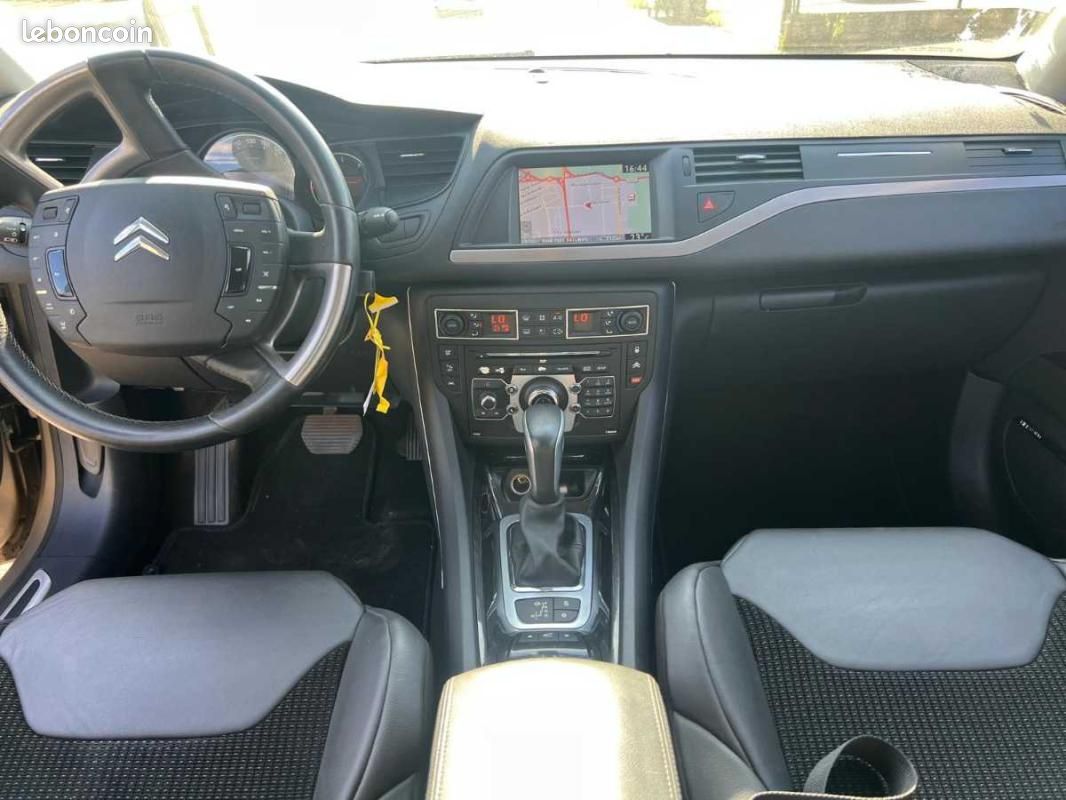 Citroën C5 2.7 HDI (image 5)