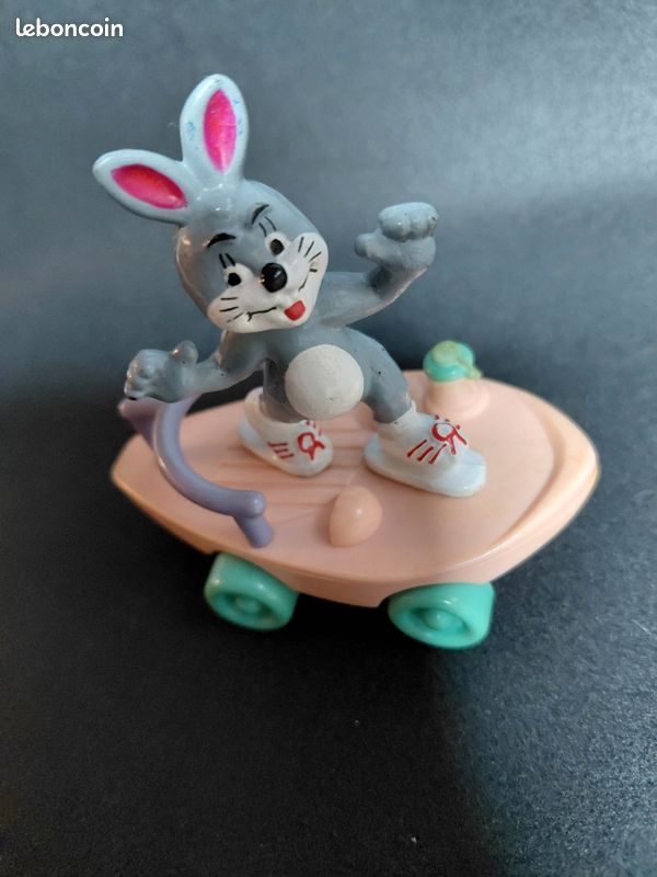 Jouet Ancien En Bois – Lapin Articulé Sur Roulettes, Vintage Et Charmant