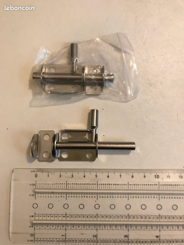 Loquets de porte x2 (image 1)