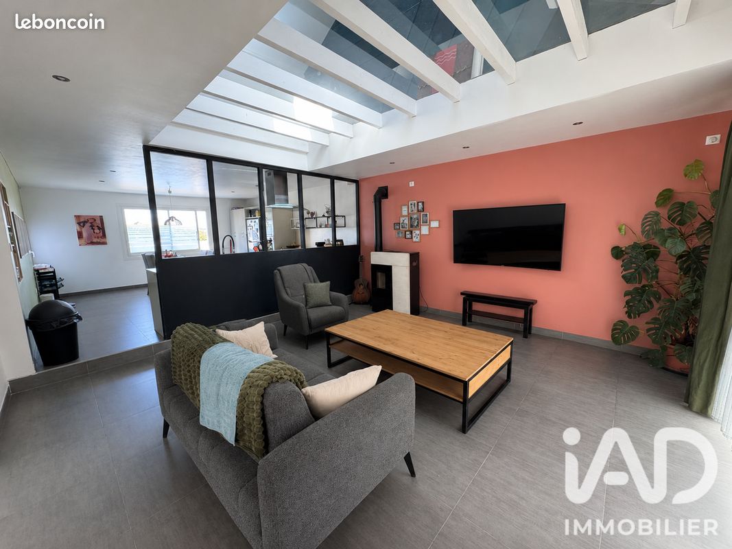 Maison 7 pièces 183 m² · à Belloy-en-France · 183 m² · 460 000 €