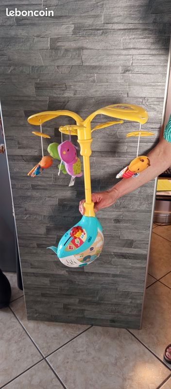 Mobile musicale bébé a piles (image 3)