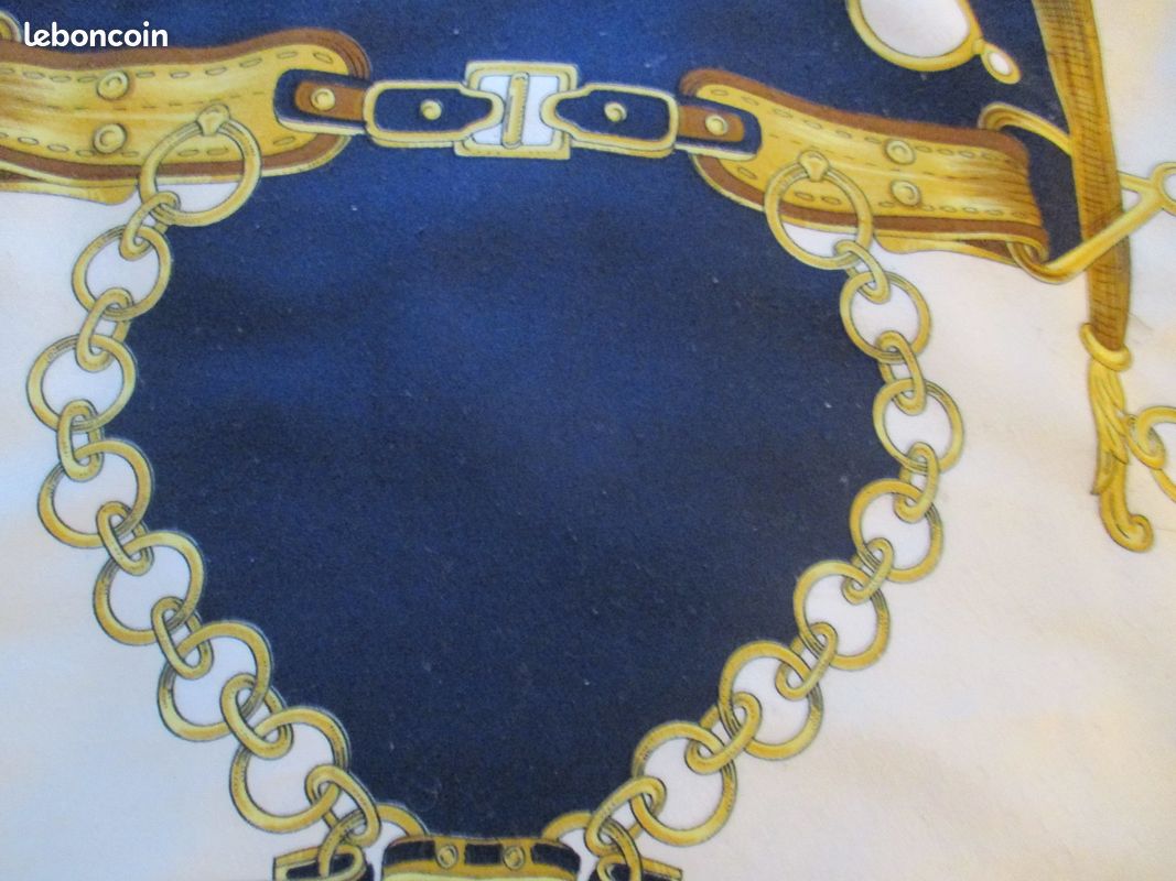Foulard En Soie Vintage NICOLE DE BEAUVOIR Bleu - 86 X 87 Cm - TBEG - Occasion