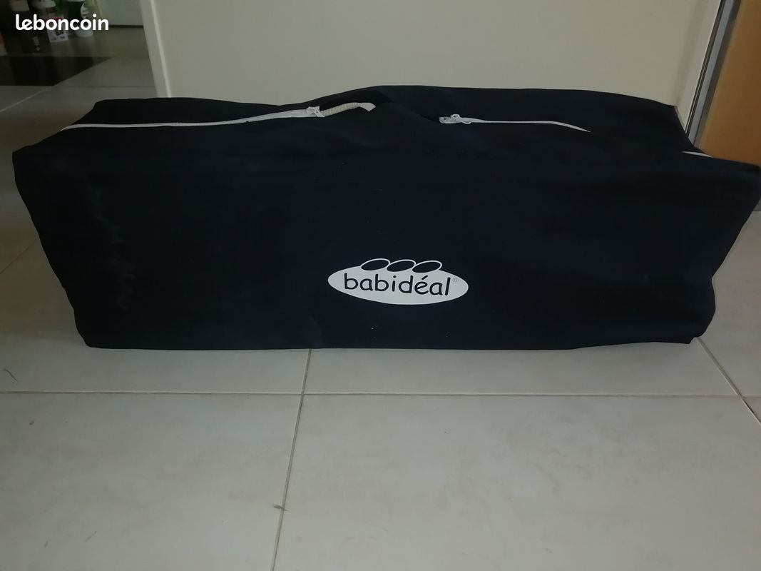 Lit parapluie (image 1)