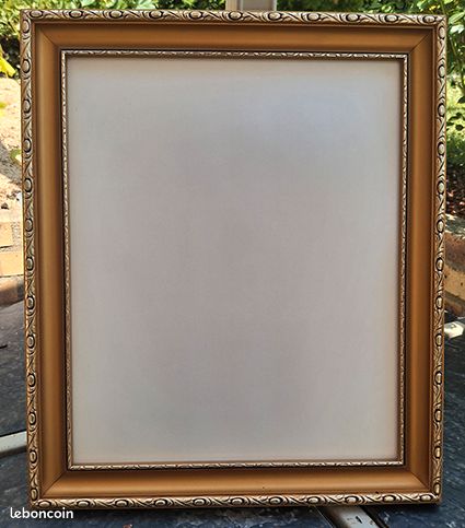 Encadrement en bois baroque (image 1)