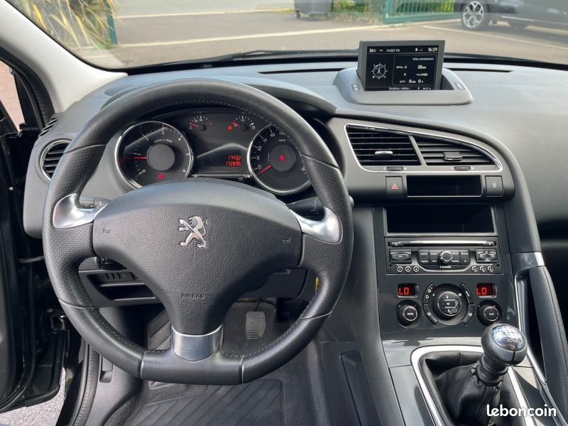 Peugeot 3008 1.6 BLUEHDI 120CH STYLE II S&S (image 8)