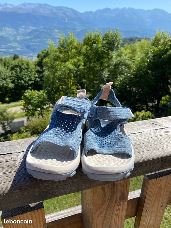 Sandales de marche, Decathlon, peinture 32/34 Chaussures