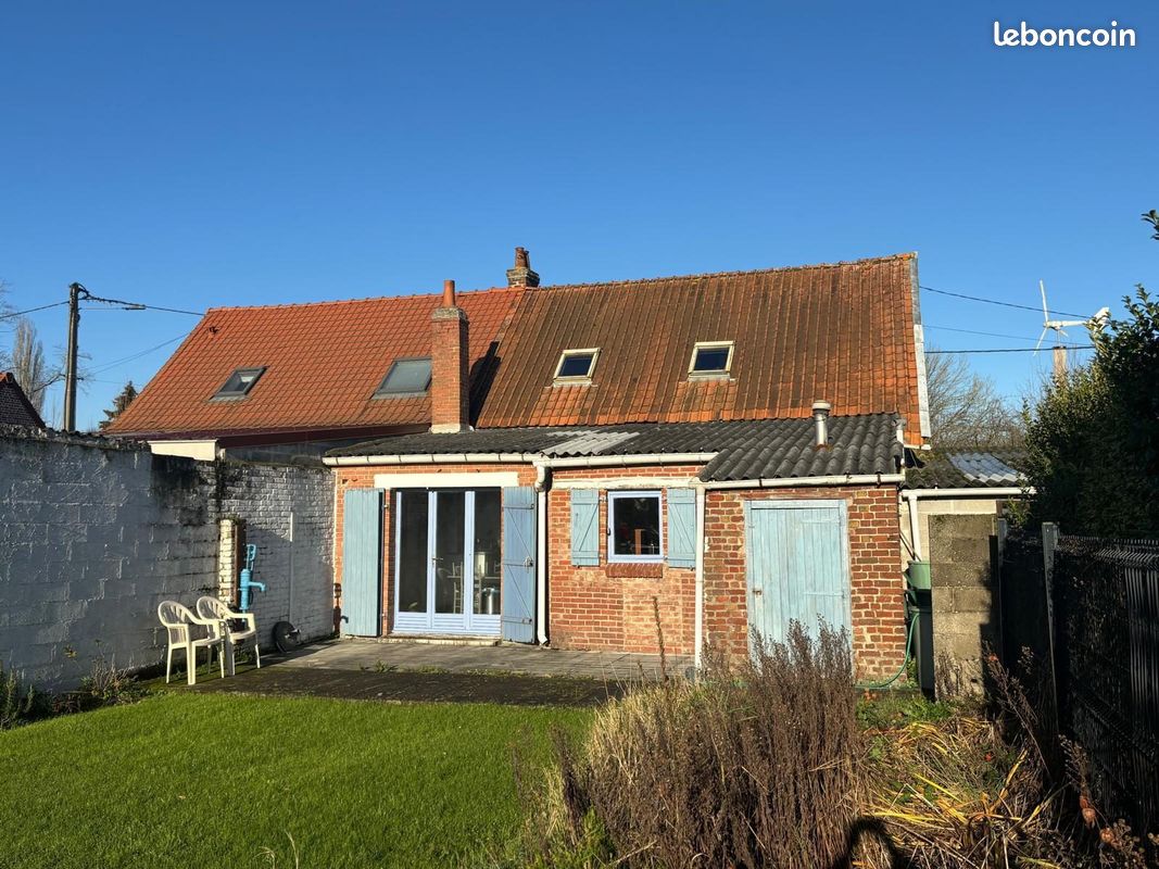 Maison 4 pièces 100 m² · à Saint-Floris · 100 m² · 143 000 €