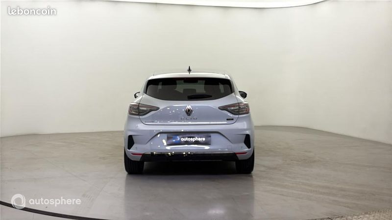Renault Clio 1.6 E-Tech 145ch full hybrid Techno - 25 (image 6)