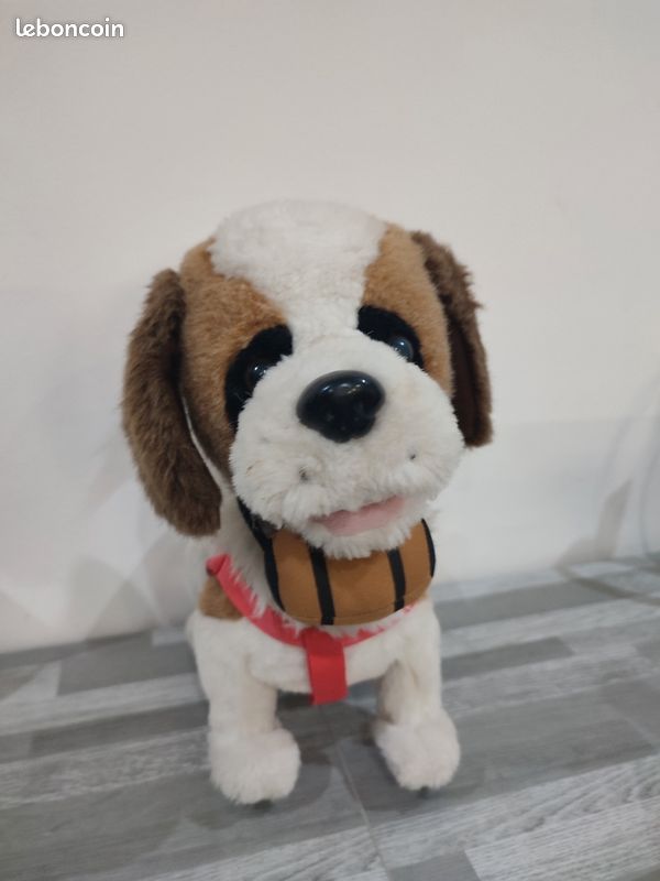 Billy Le Chien Interactif – Marche, S'assoit, Aboie – Avec Harnais Et Laisse – Piles Non Incluses – Dès 3 Ans