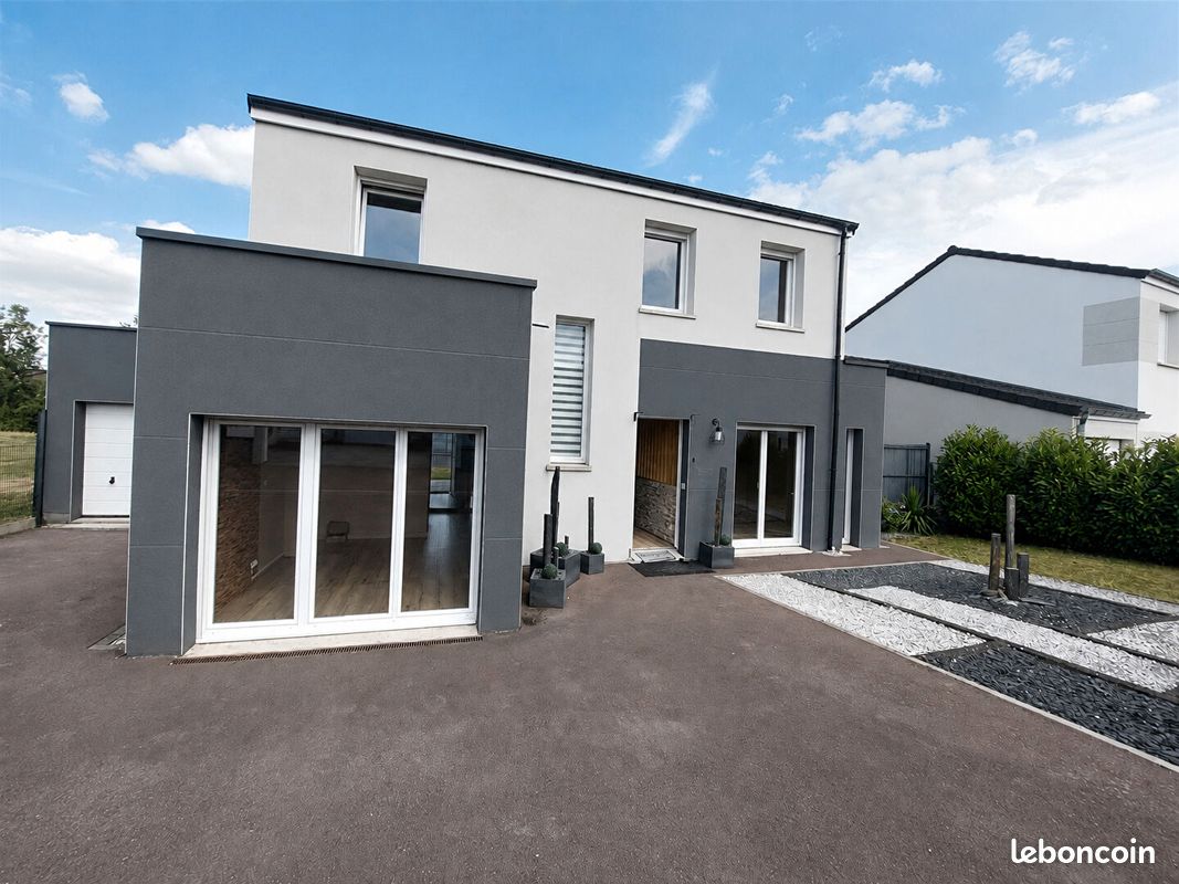 Maison 6 pièces 120 m² · à Pontpierre · 120 m² · 250 000 €