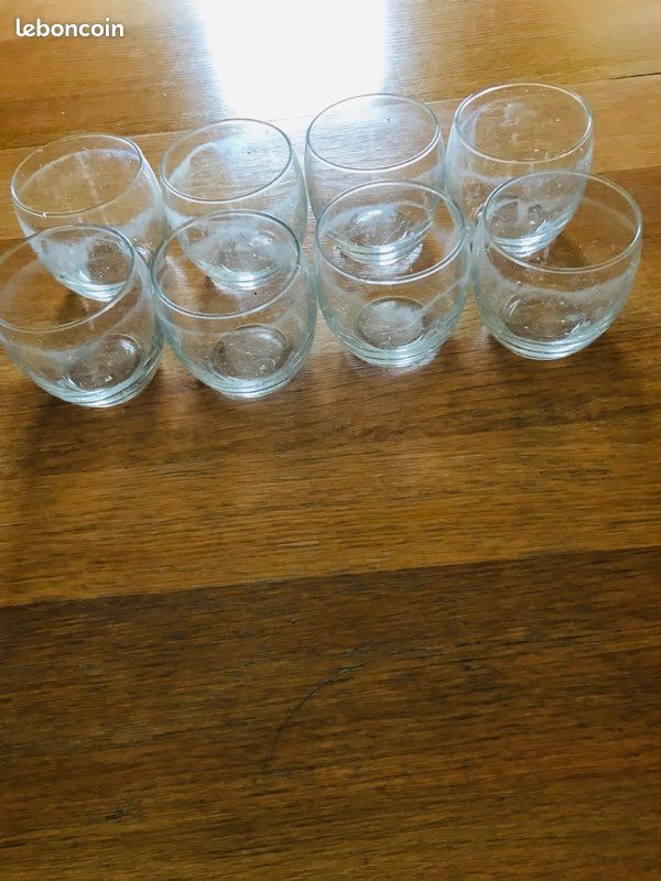 Vends lot 8 verres à eau (image 2)