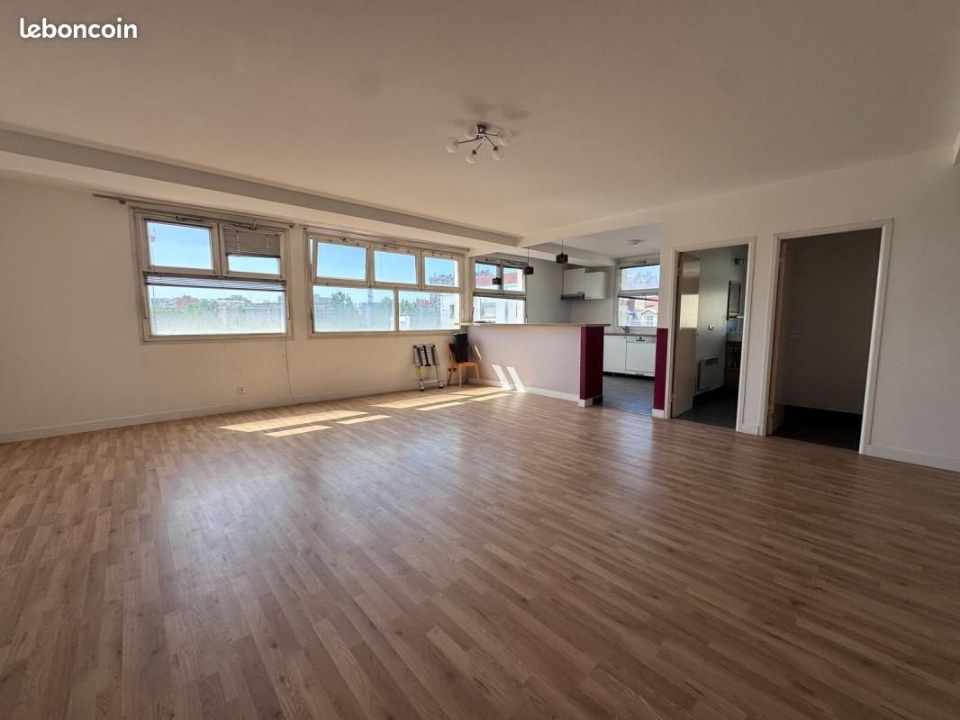 Bureaux 235 m² (image 1)