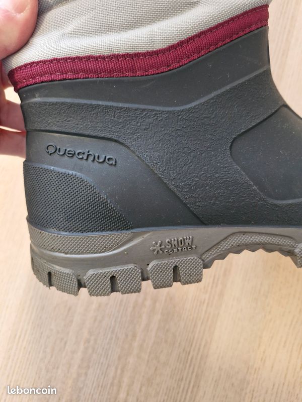 Botte de ski noire quechua taille 28 : Achat occasion | Bottes et bottines (garçon) Quechua Noir 28 Très bon état