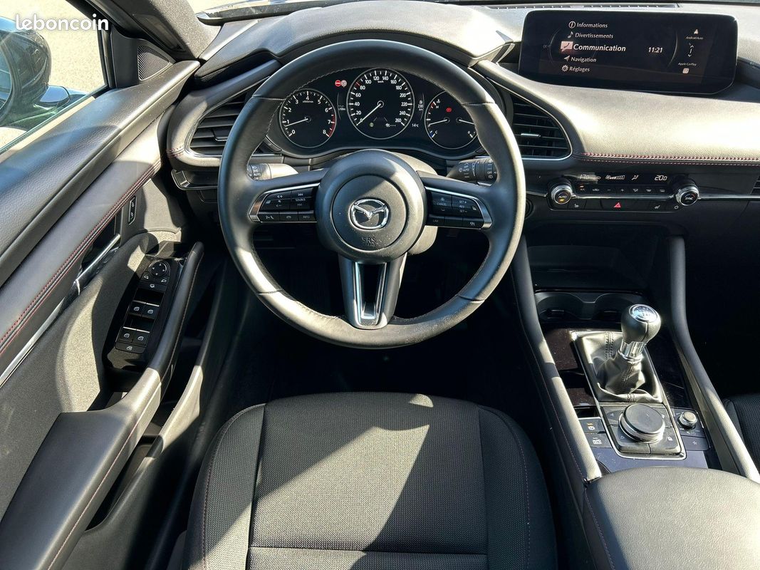 MAZDA Mazda3 5 portes 2.5L e-SKYACTIV-G M Hybrid 140 ch BVM6 Homura (image 10)