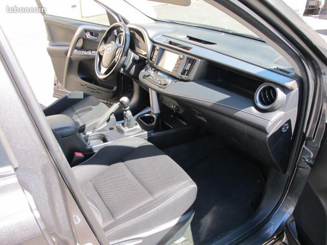 Toyota rav4 iv phase 2 2.0d4d 143cv (image 4)