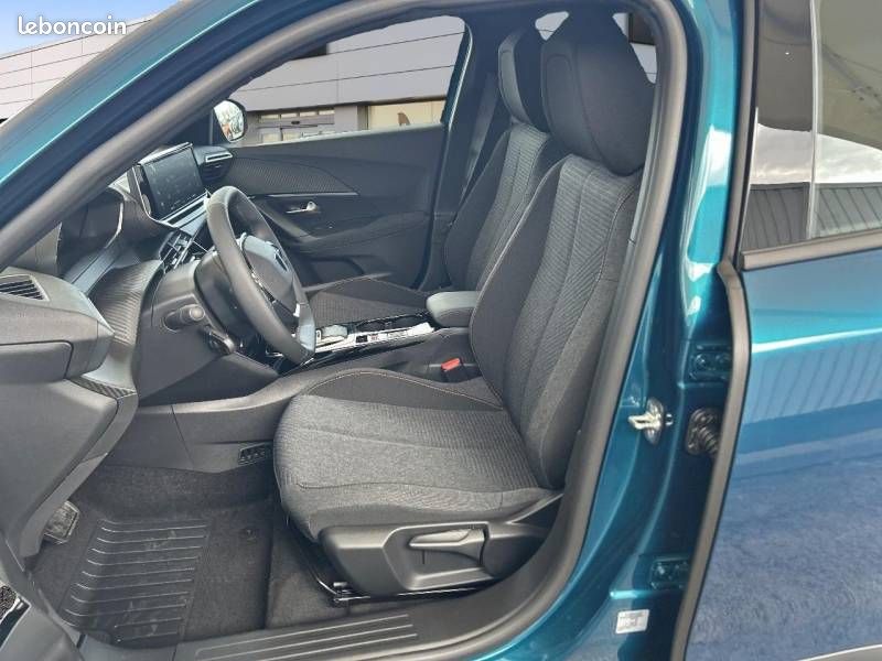 Peugeot 2008 Electrique 50 kWh 136 ch Style (image 7)