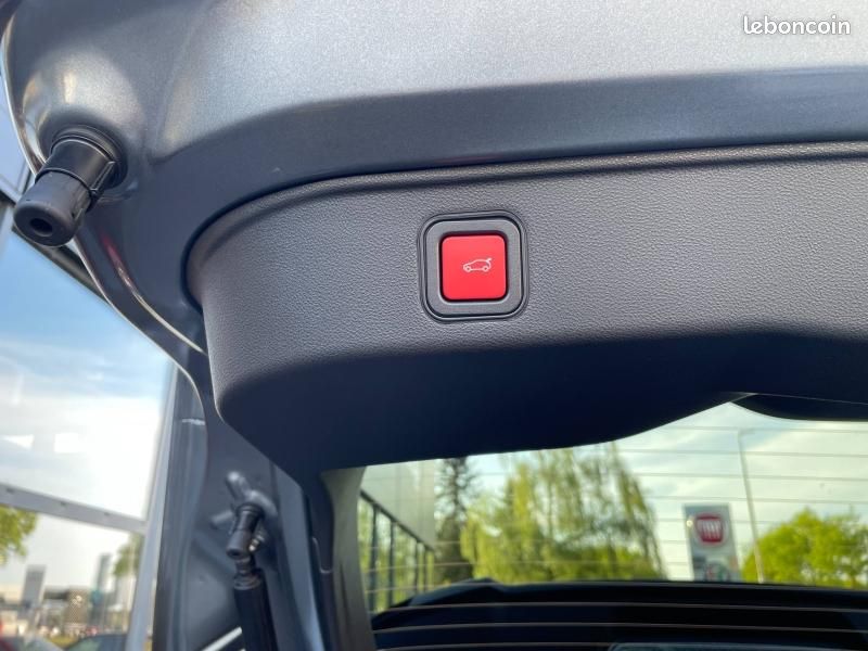 Alfa romeo Junior 1.2 Ibrida 145ch Premium e-DCT6 Q4 (image 20)