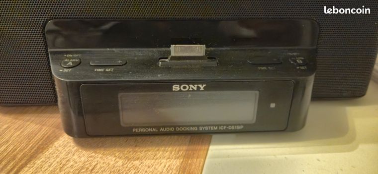 Radio-réveil FM numérique LCD, Station de haut-parleur stéréo Bluetooth