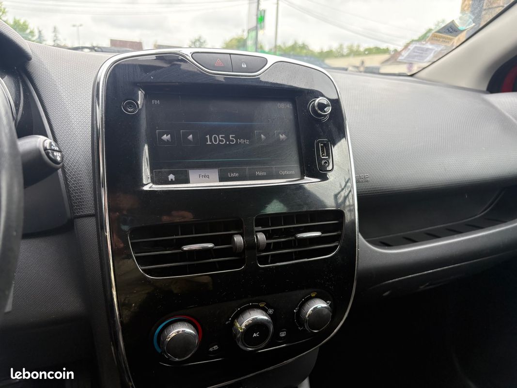 RENAULT Clio 1.5 90 DCI IV LIMITED (image 19)