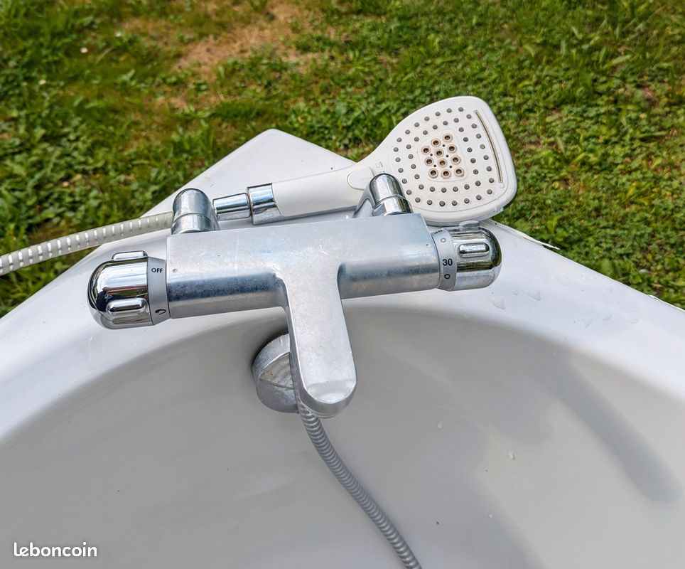 Baignoire d angle (image 4)