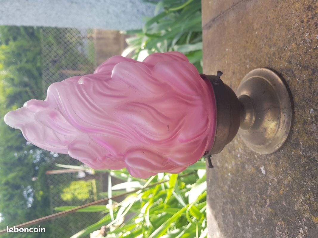Lampe Veilleuse Flamme Art Déco - Verre Dépoli Rose et Bronze/Laiton (image 1)