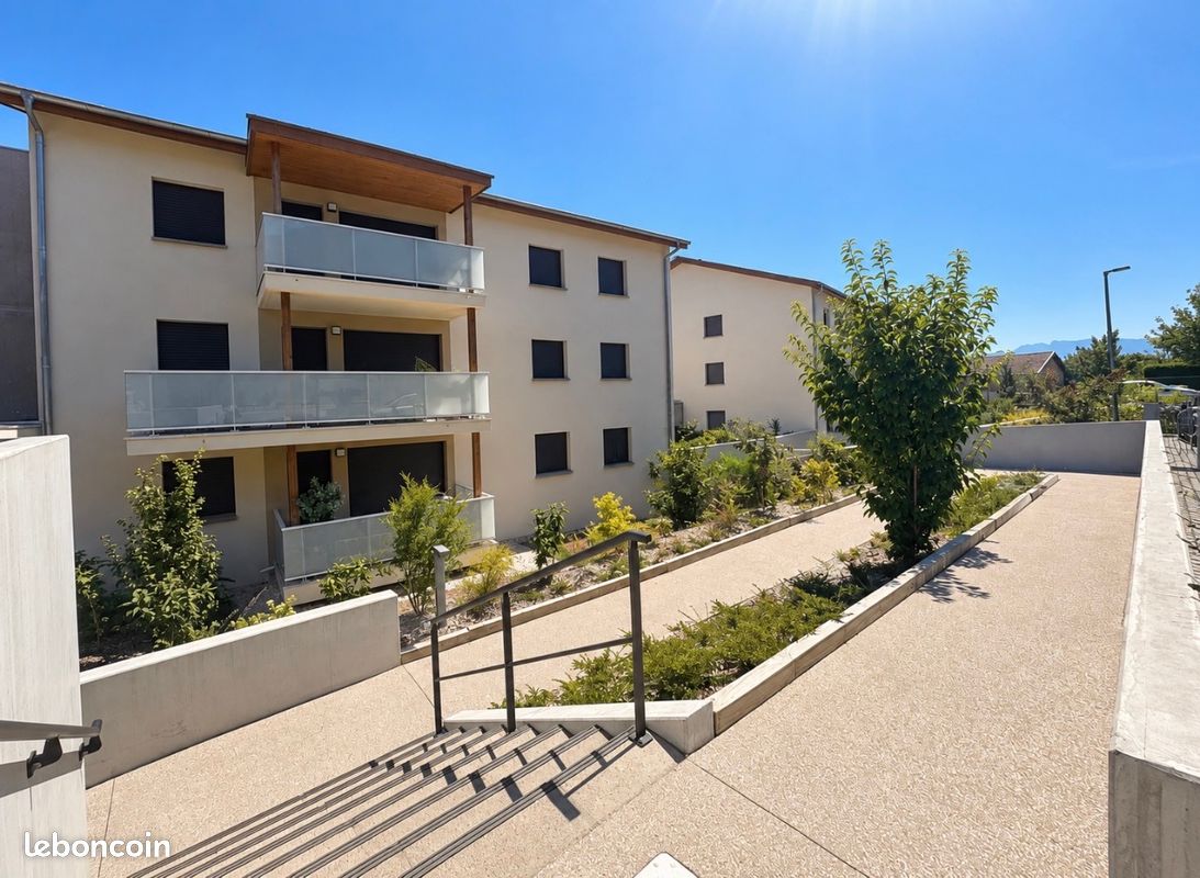 Appartement 3 pièces 60 m² · à Saint-Nazaire-les-Eymes · 60 m² · 306 000 €