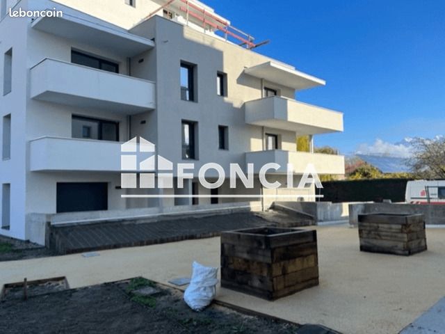 Appartement 2 pièces 47 m² · à Le Pont-de-Claix · 47 m² · 726 €