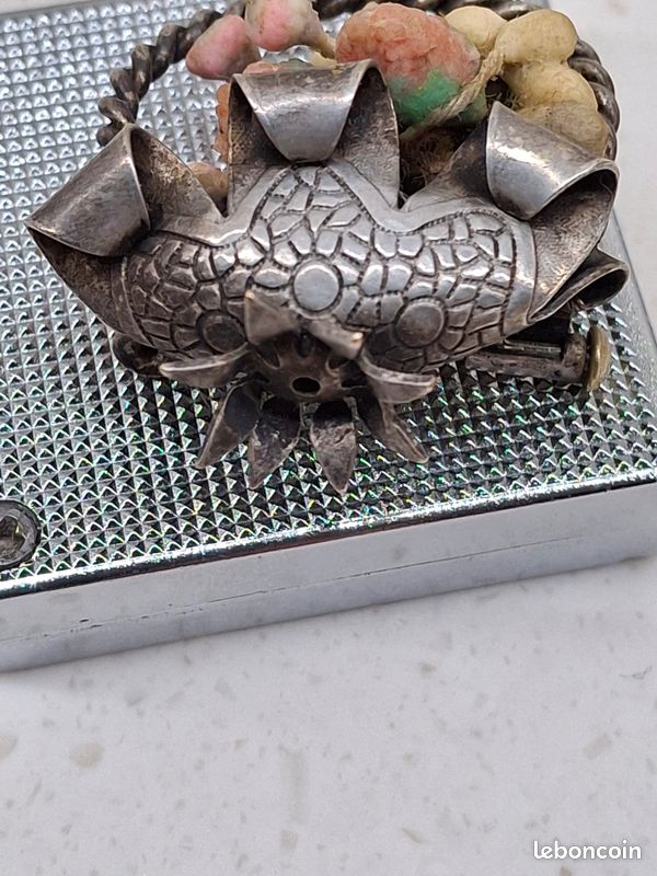 Broche d'après Jean Cocteau : Poisson plein (argenté Broche d'après Jean Cocteau : Poisson plein (argenté