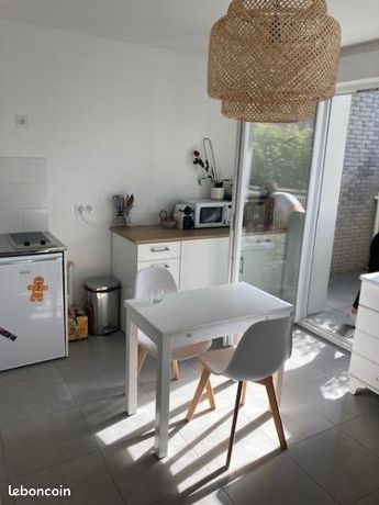Studio 1 pièce 25 m²