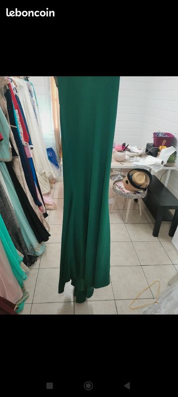 Robe verte moderne (image 2)