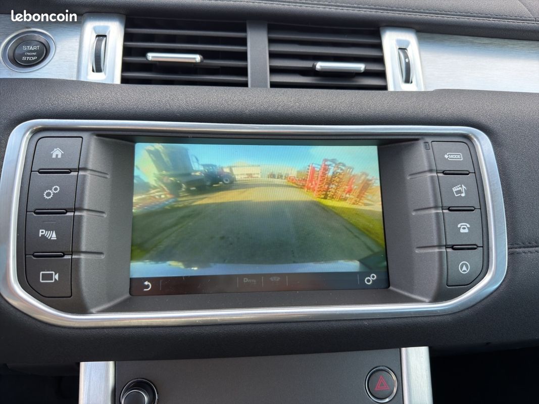 LAND ROVER RANGE ROVER EVOQUE eD4 150 BVM SE (image 22)