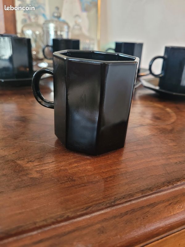 Lot de 7 tasses à café en Arcoroc - Esso collection - Label Emmaüs