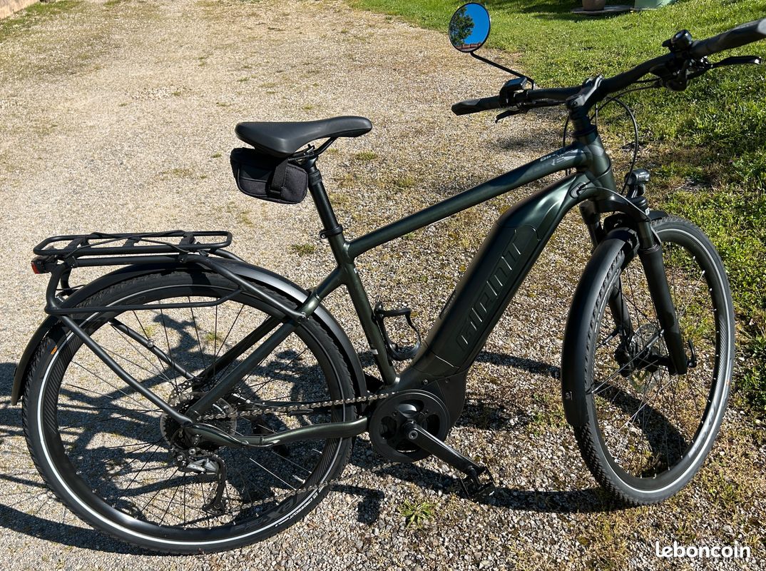 VTC électrique GIANT Vélos