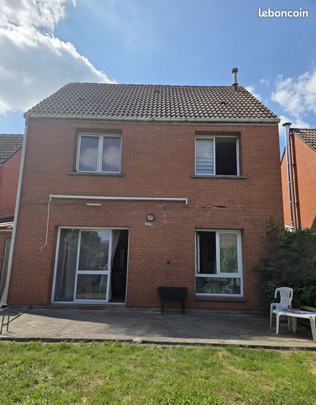 Maison 5 pièces 97 m² · à Leval · 97 m² · 111 000 €
