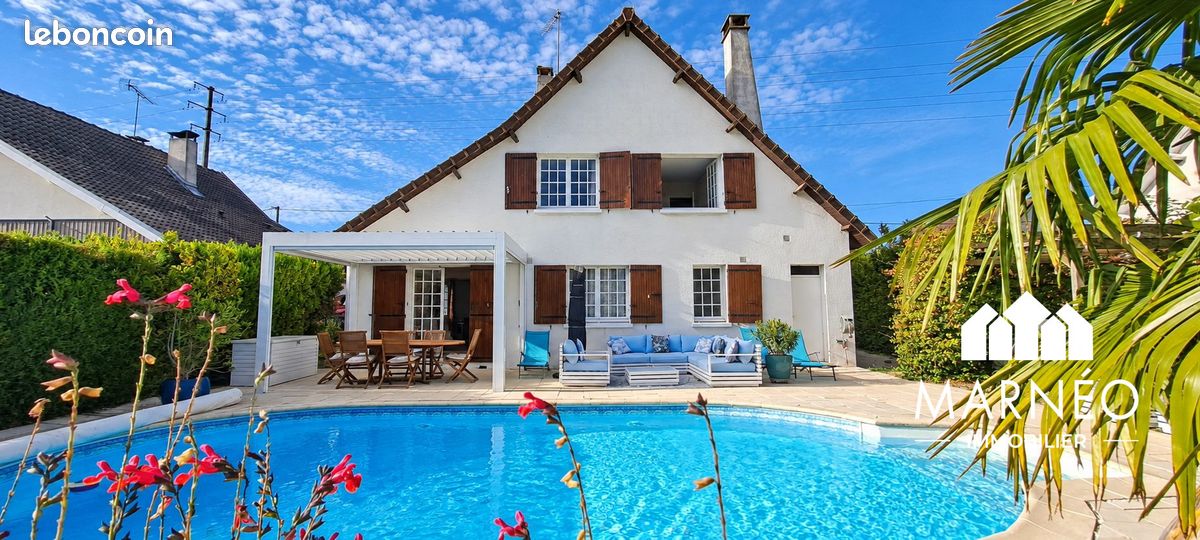 Maison 6 pièces 106 m² · à Compertrix · 106 m² · 262 000 €