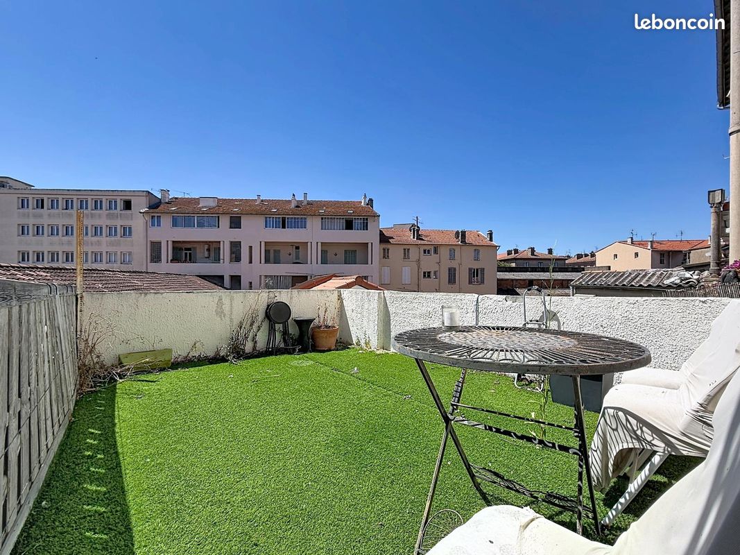 Appartement 3 pièces 50 m² · à Saint-Raphaël · 50 m² · 1 200 €/mois