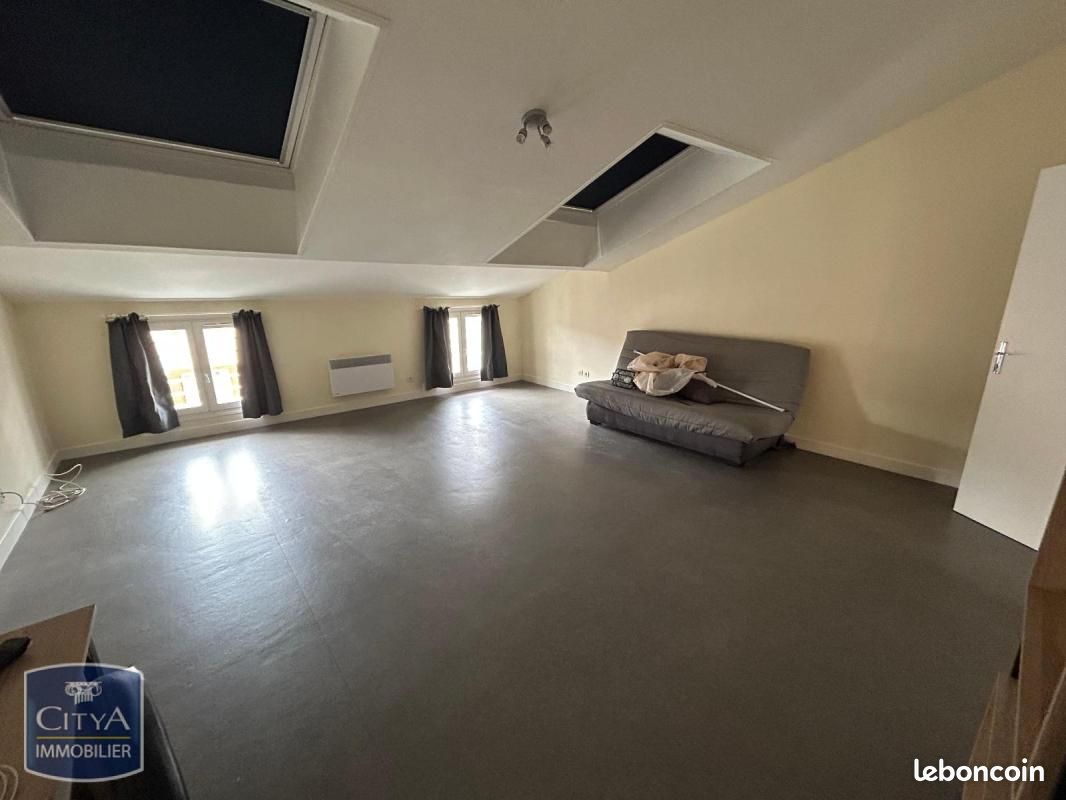 Appartement 1 pièce 38 m² · à Châlons-en-Champagne · 38 m² · 428 €