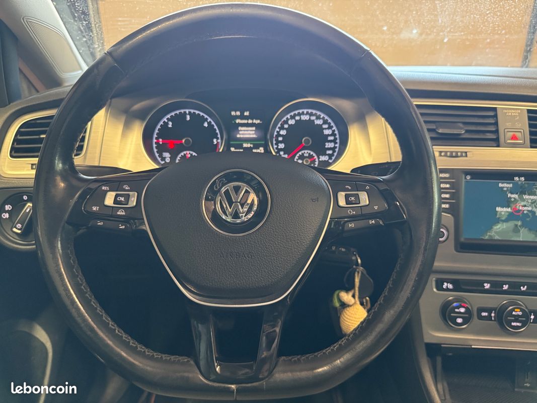 Volkswagen golf 1.6 tdi 110 bluemotion confort line toit ouvrant (image 14)