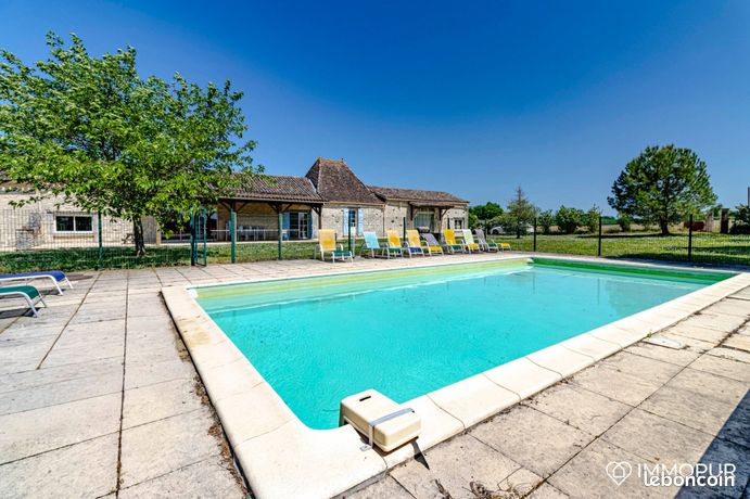 Propriété 15 pièces 359 m²