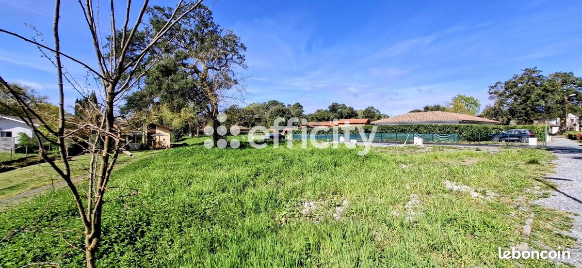 Terrain 500 m² · à Moliets-Et-Maa · 210 000 €