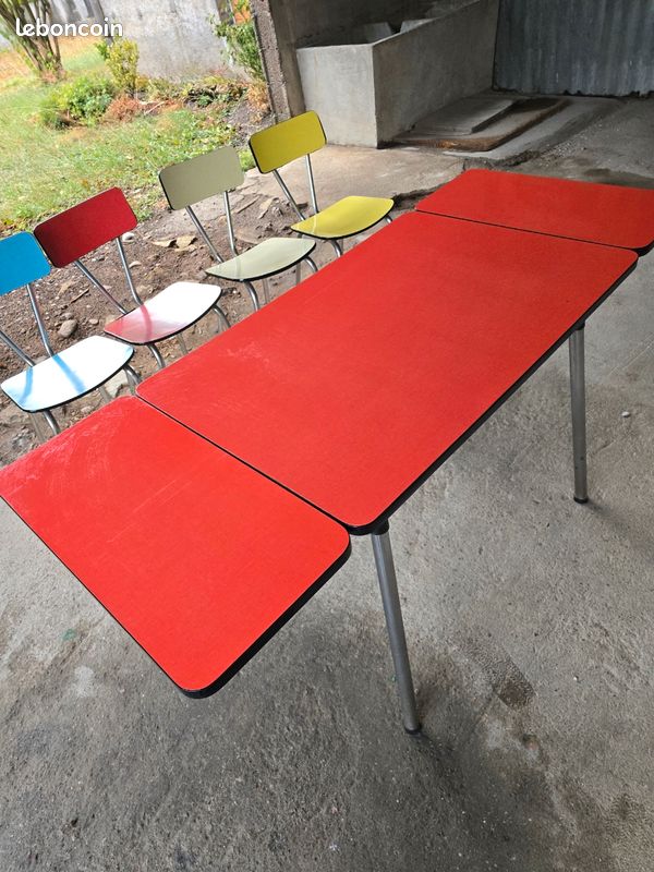 Ensemble chaises et table en formicat (image 2)