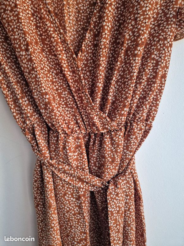 Robe marron (image 2)