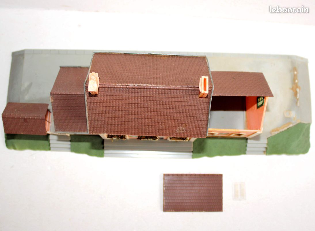 ZS162 Jouef Train rare maquette decor Ho 786 Fermette Fabriqué en