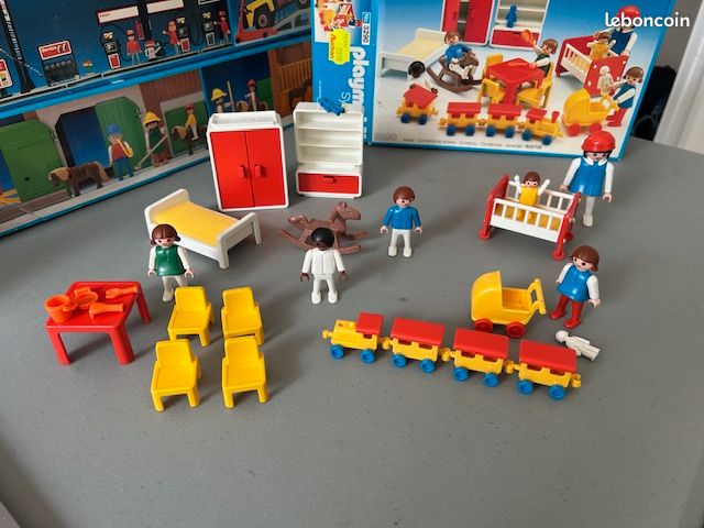 PLAYMOBIL 3290 GARDERIE chambre enfant vintage armoire rouge pièce
